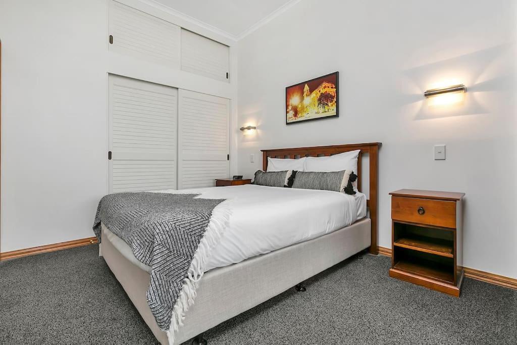 Spacious One Bedroom Apartment On Princes Wharf Auckland Exterior foto